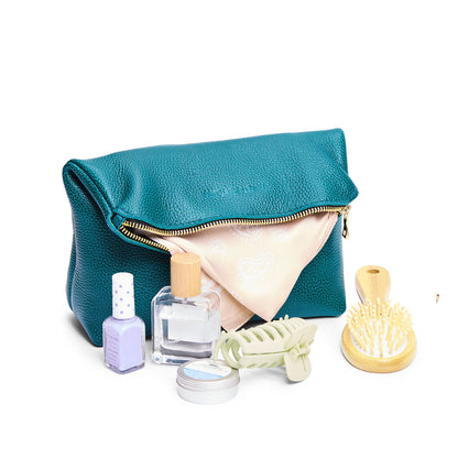 Aquarius | Closed folded zipper pouch