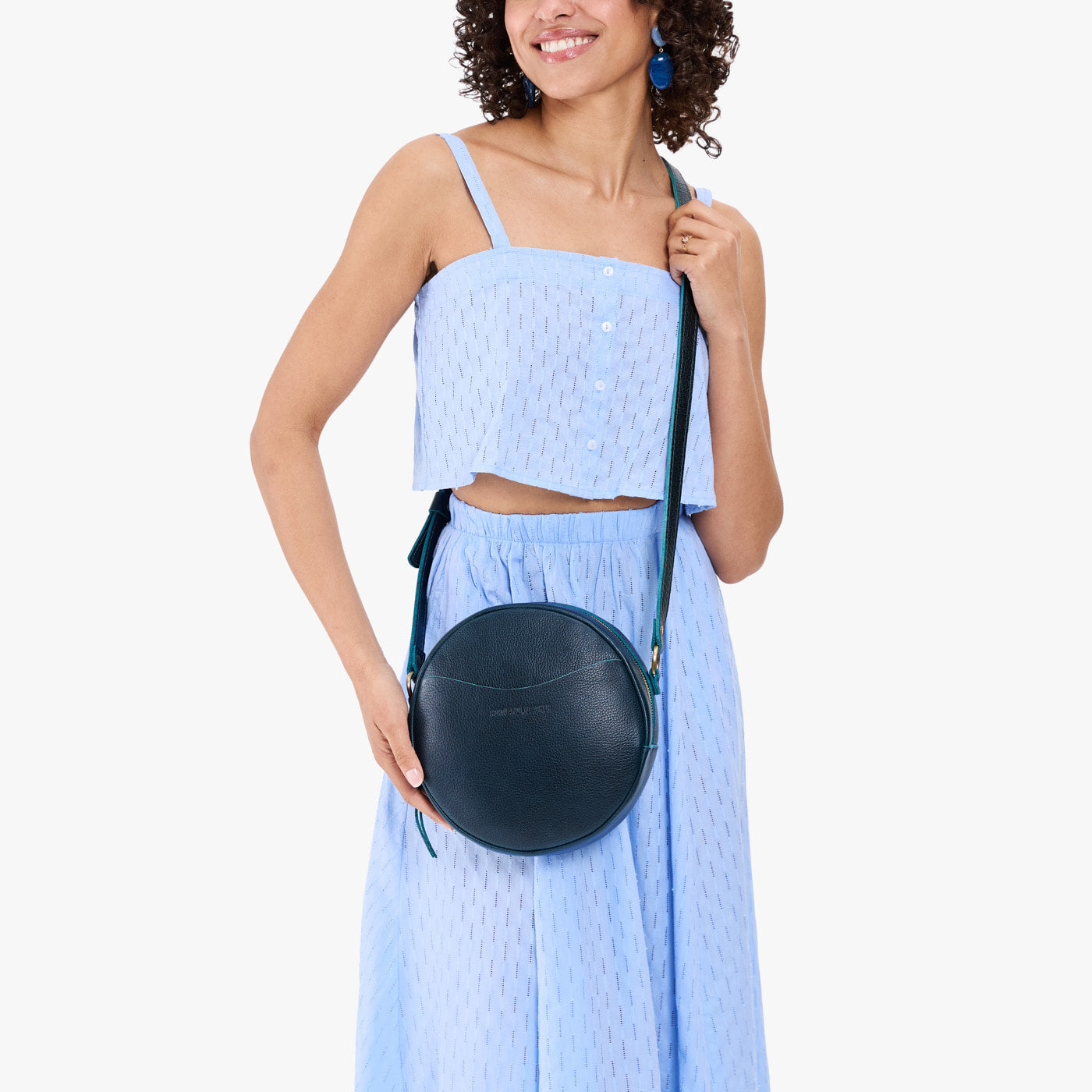 Boreal*Large | Circle shaped crossbody bag with top zipper