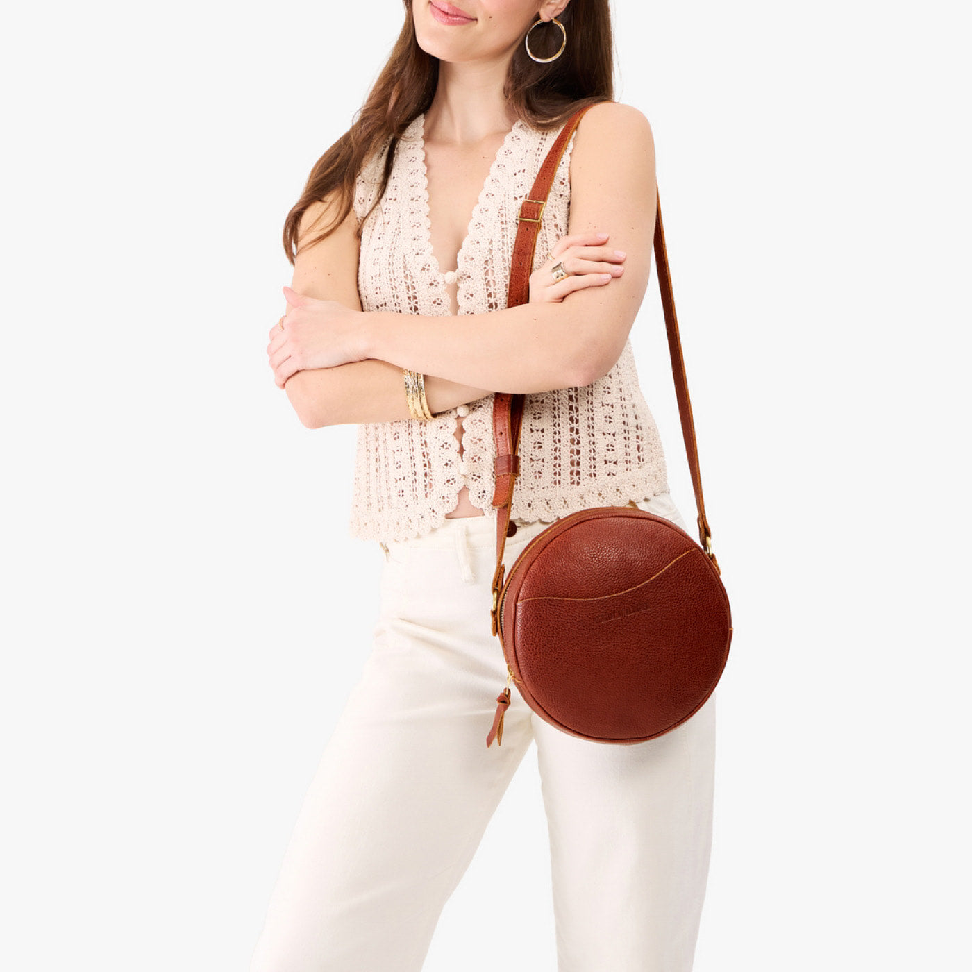 Nutmeg*Large | Circle shaped crossbody bag with top zipper