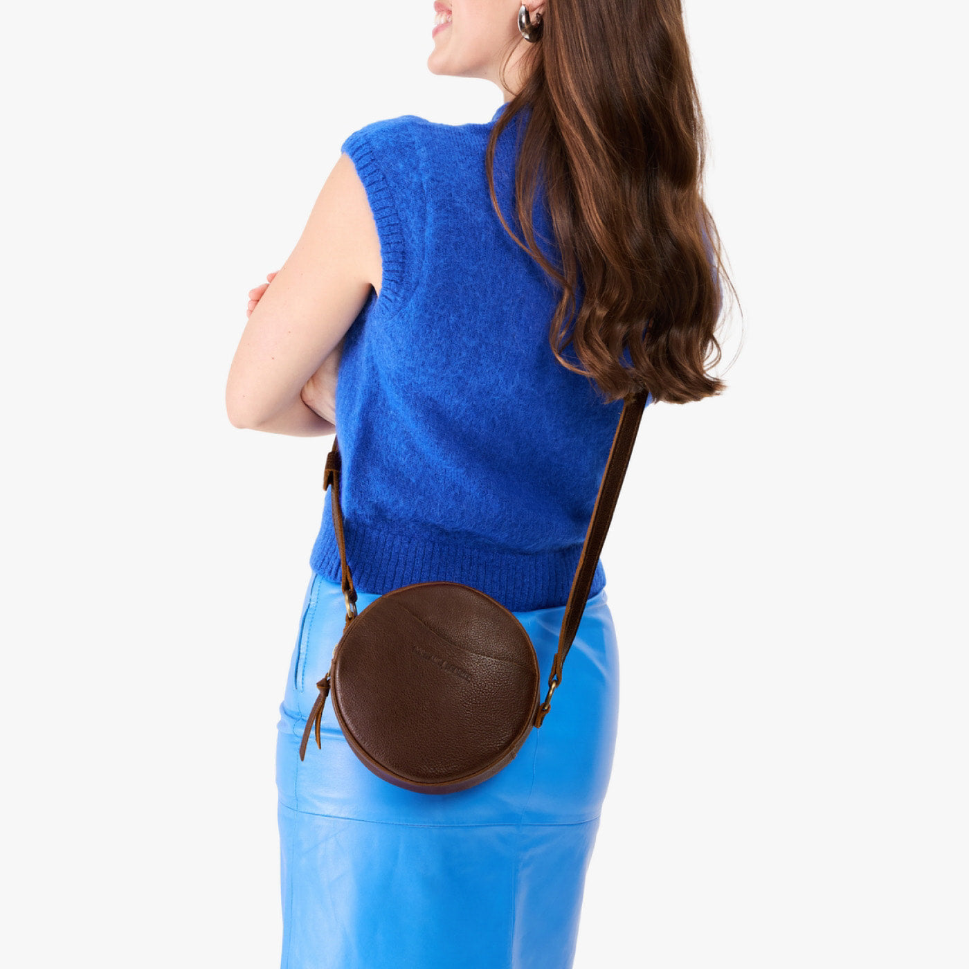 Coldbrew*Small | Circle shaped crossbody bag with top zipper