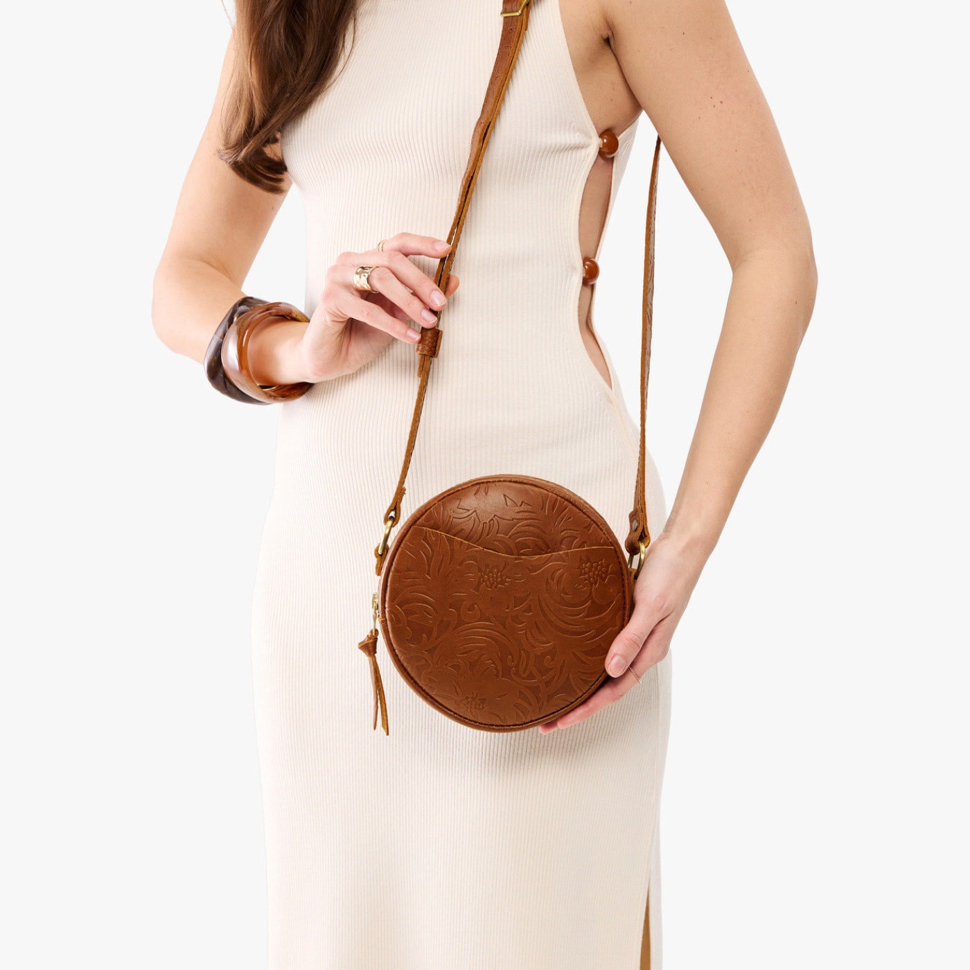 Meadow*Small | Circle shaped crossbody bag with top zipper