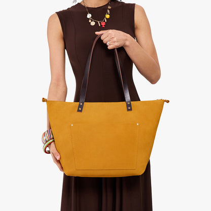 Dijon*Zipper | Large leather tote bag with sturdy bridle handles and front pocket