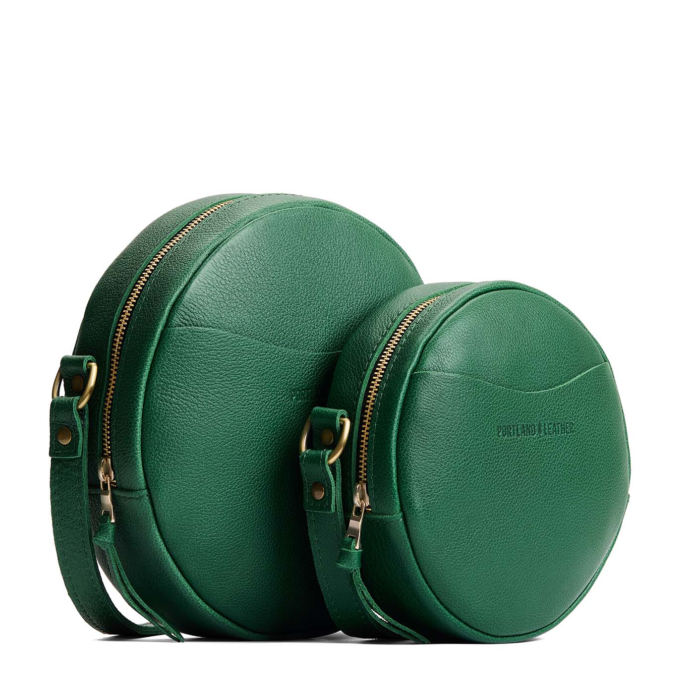 Bacalar | Size comparison image of small and large circle shaped crossbody bags with top zipper