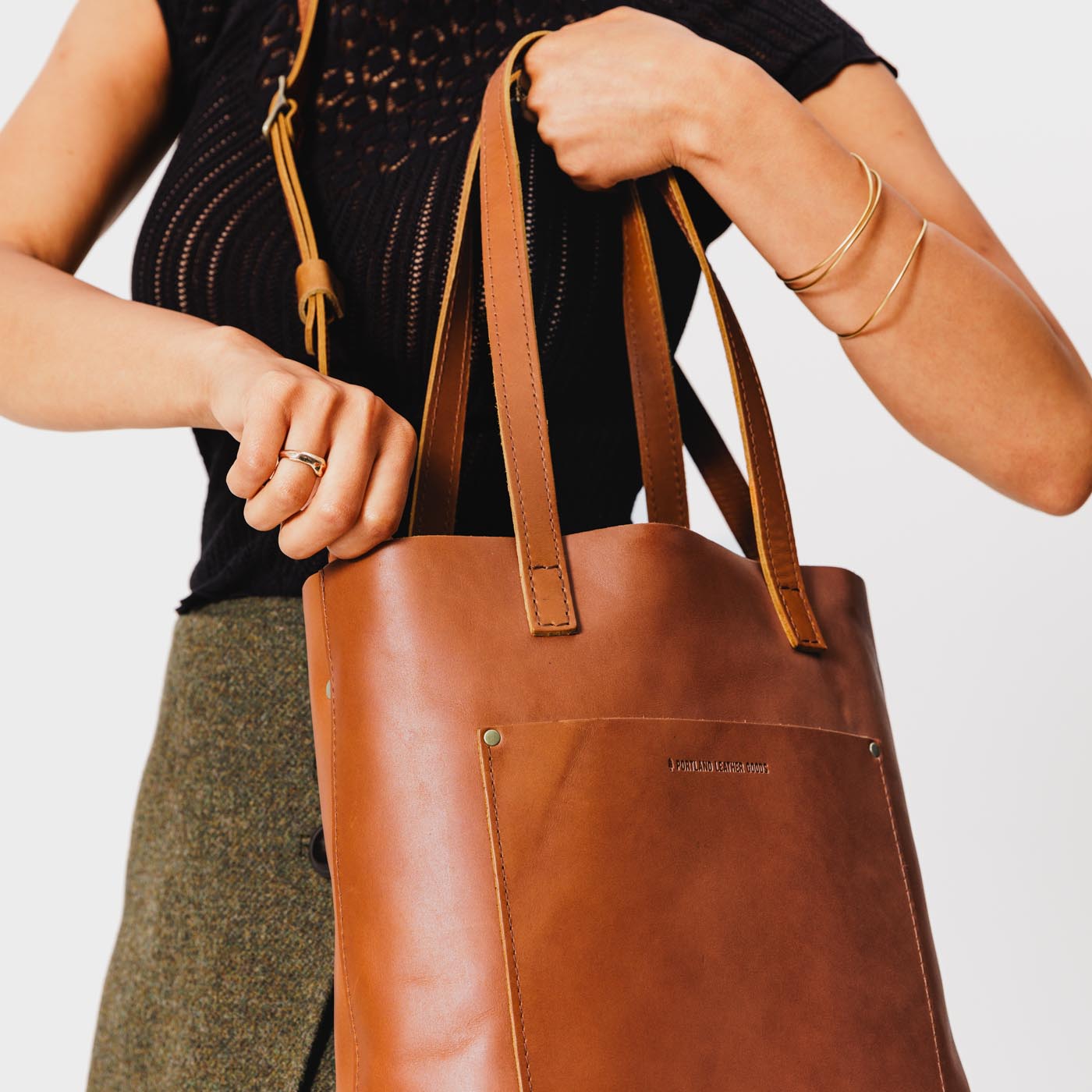 Honey | Medium Tote with dual shoulder straps and crossbody strap