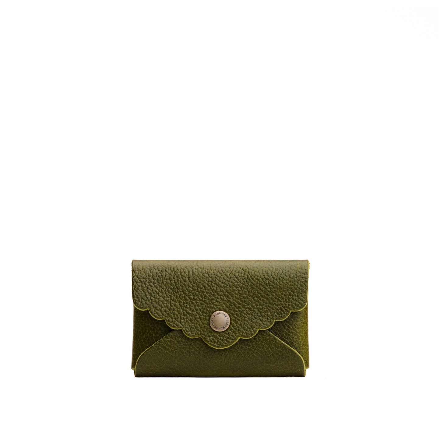 Pebbled Olive | Leather card wallet with scalloped edge