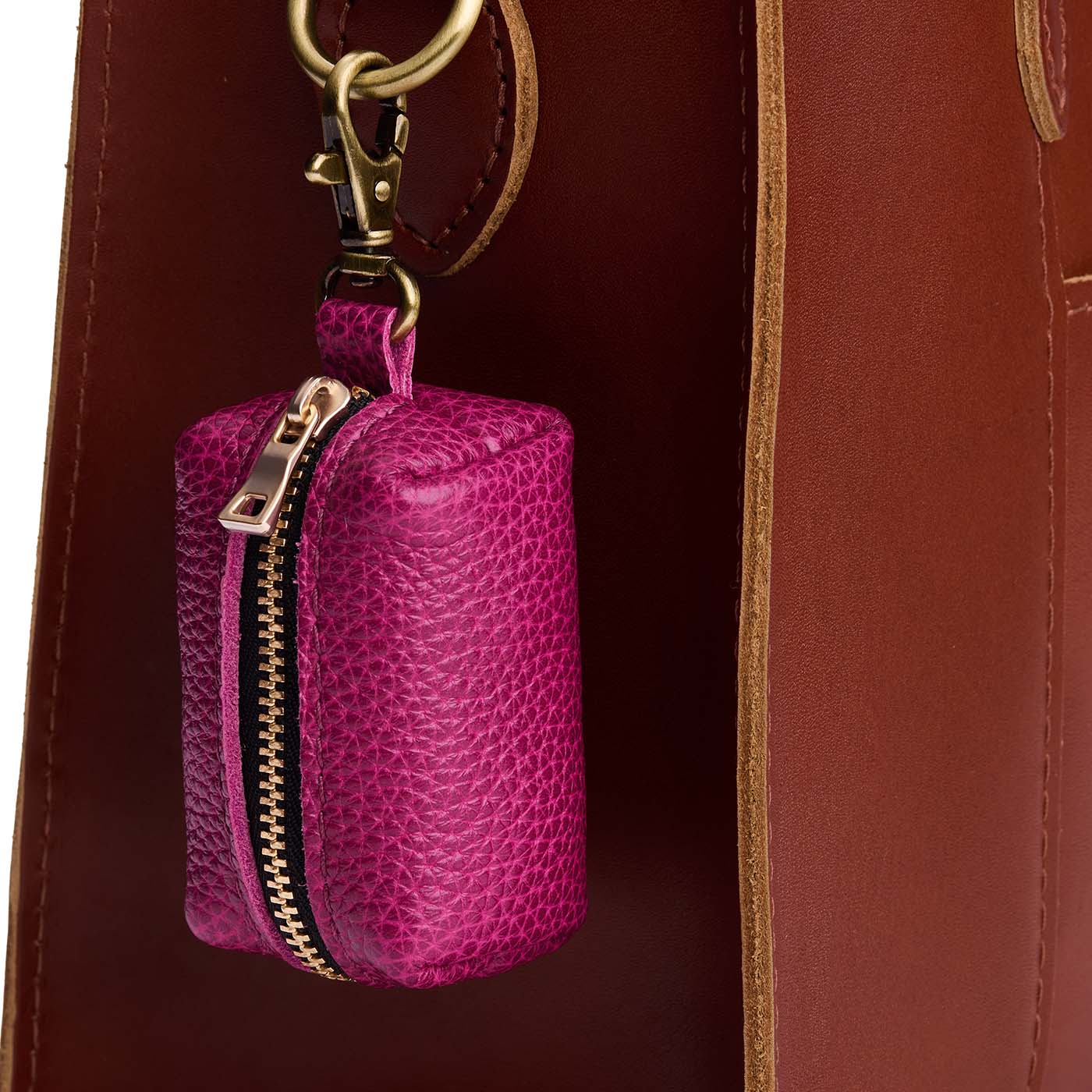 Cosmo | Leather small keychain pouch