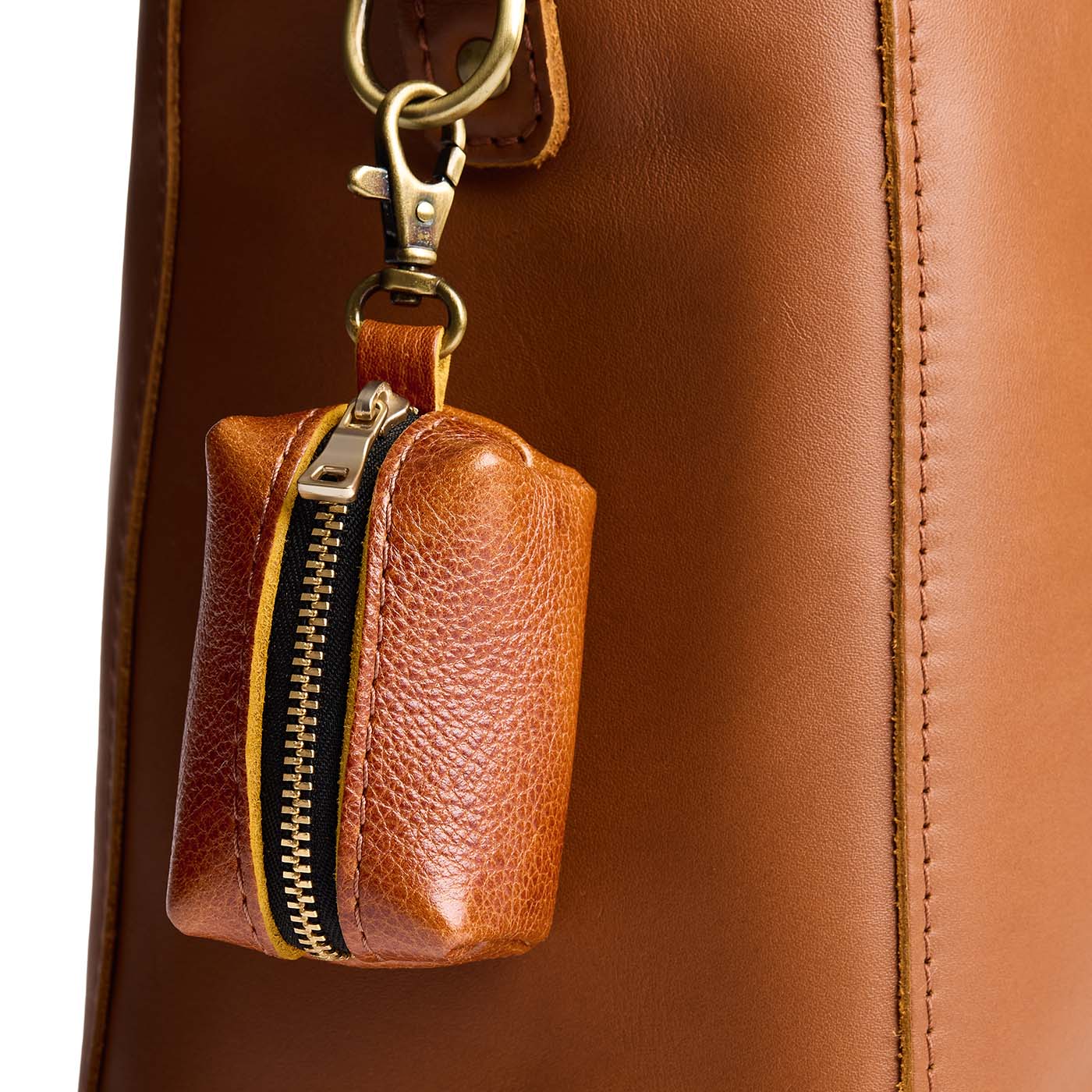 Sienna | Leather small keychain pouch