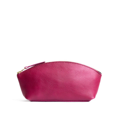 Cosmo*Eclipse | Spacious leather makeup bag with curved seams and top zipper