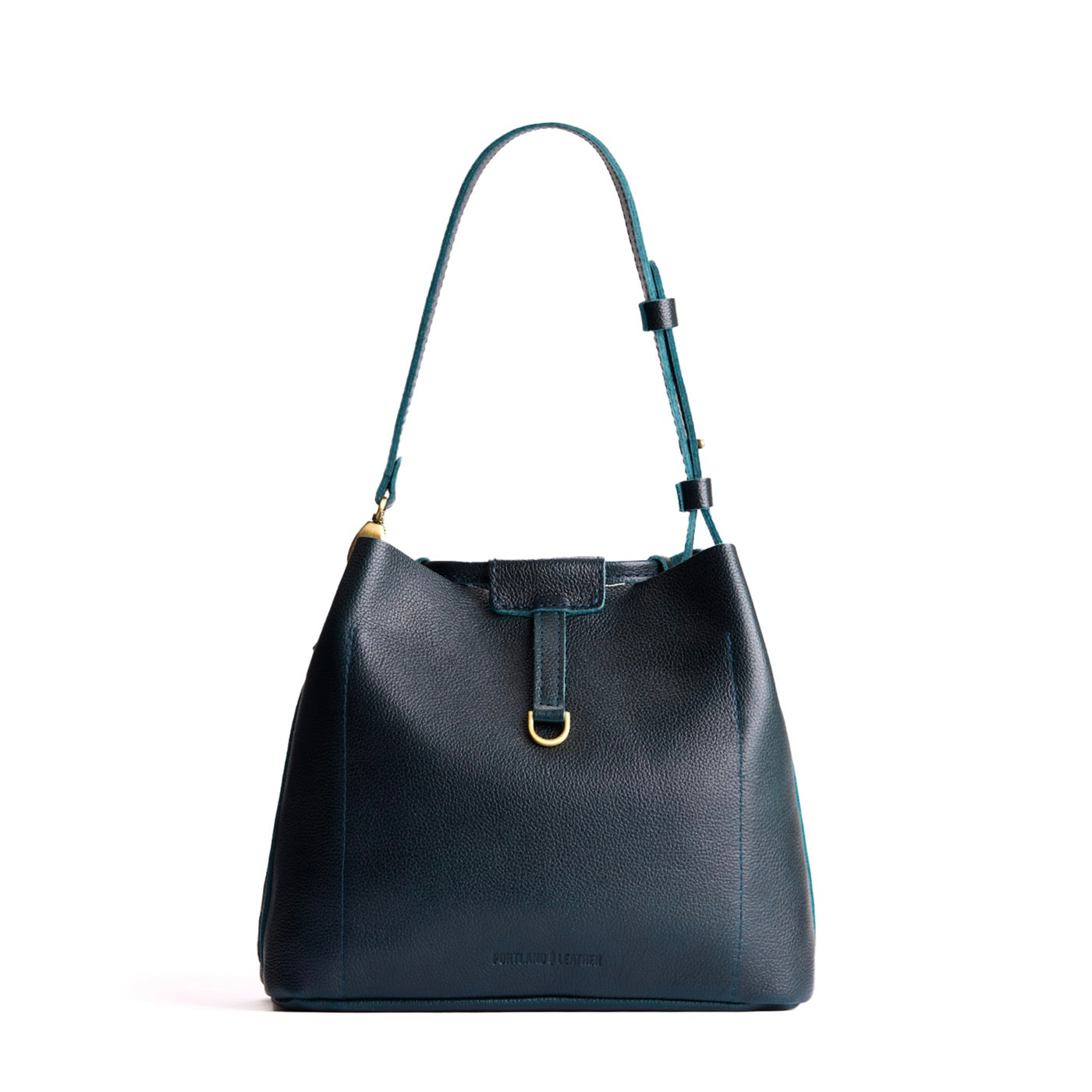 Boreal*Large | Symmetrical leather bag with leather drawstring closure and back ring for accessories