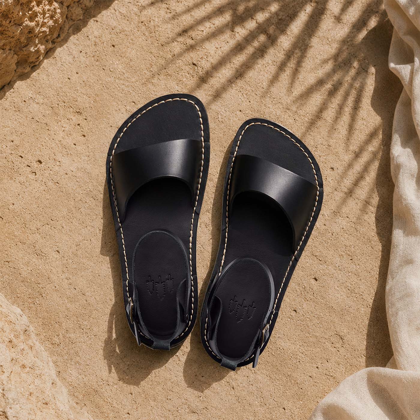 Nero | Leather Sandals with buckle