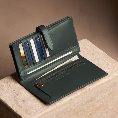 Regent Green*Large | Leather bifold wallet with a strap and bar closure