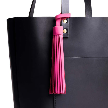 Margot*Jumbo | Fringed leather tassel with leather loop