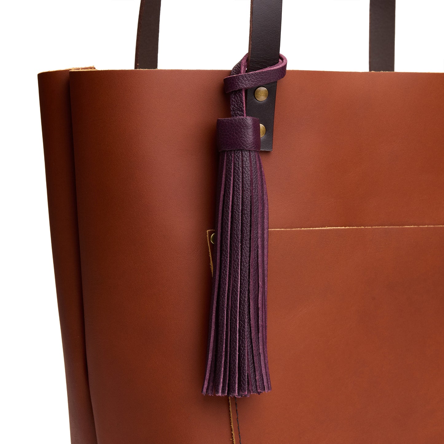 Plum*Jumbo | Fringed leather tassel with leather loop