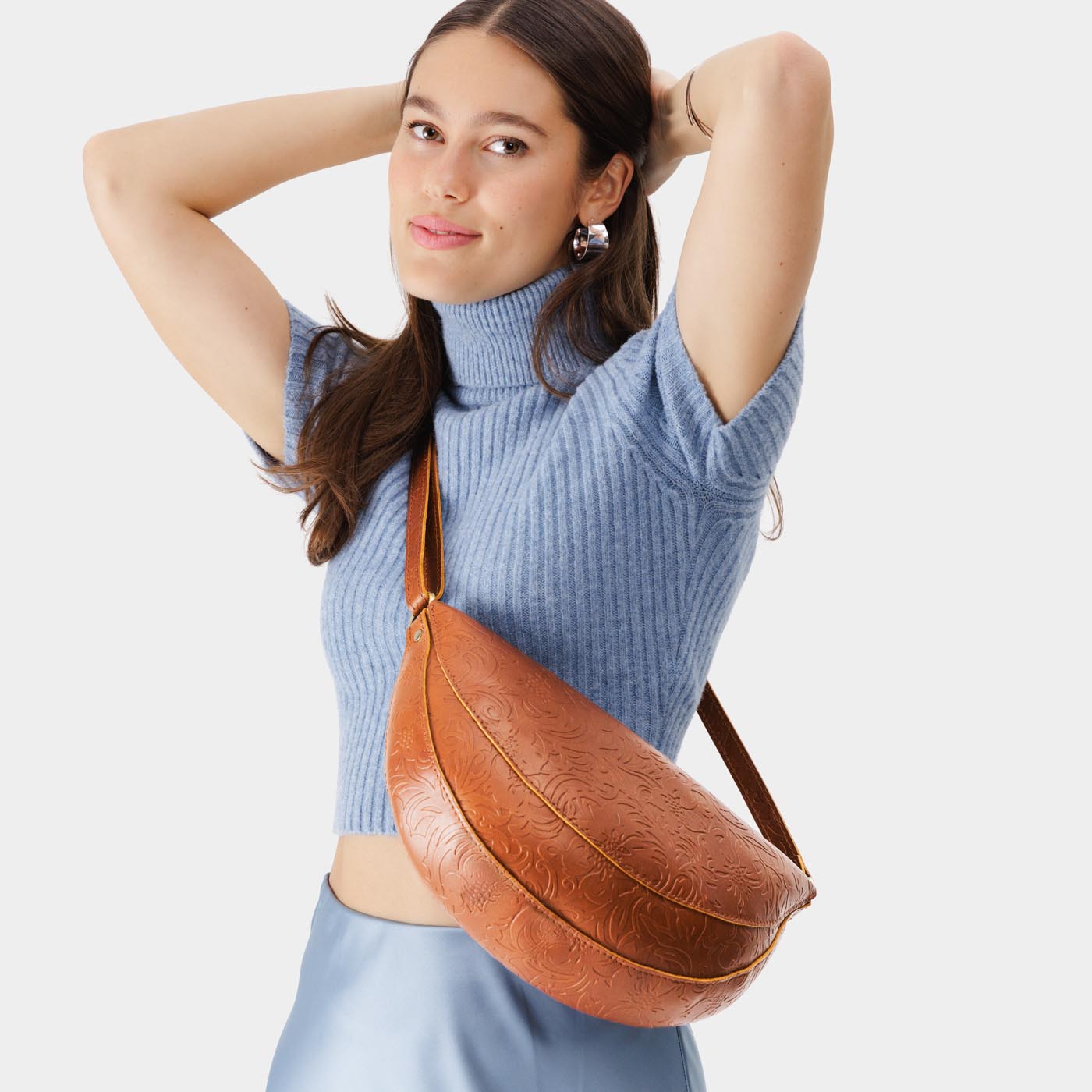 Meadow*Large | Half circle shaped sling bag