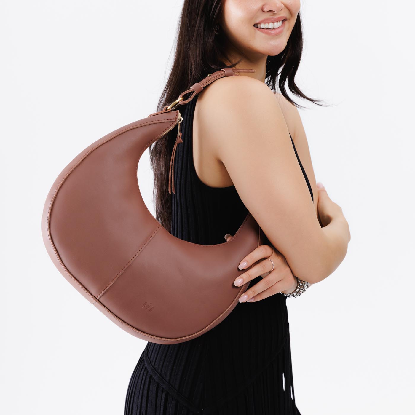 Sunkissed*Large | Crescent shaped shoulder bag with zipper closure and adjustable strap