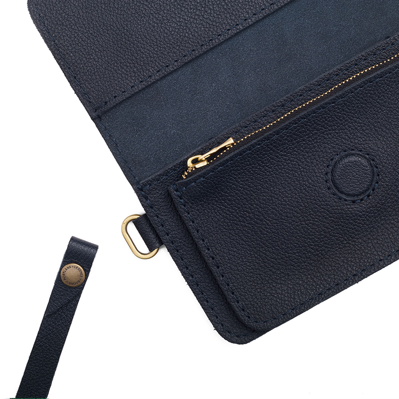 Night Owl | Leather wallet clutch with wristlet and magnetic closure
