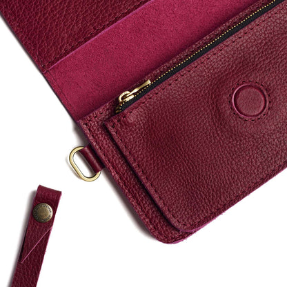Orchid | Leather wallet clutch with wristlet and magnetic closure