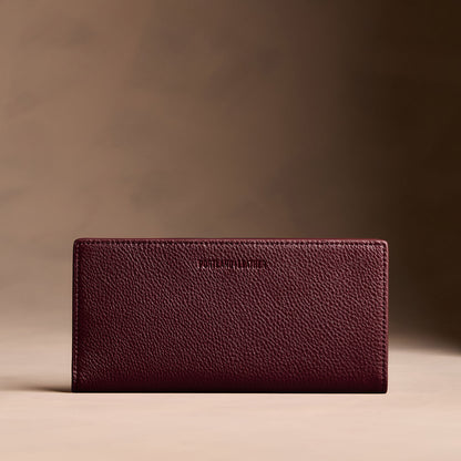 Hunter*Large | Slim leather bifold wallet with multiple card slots and a zippered back pocket