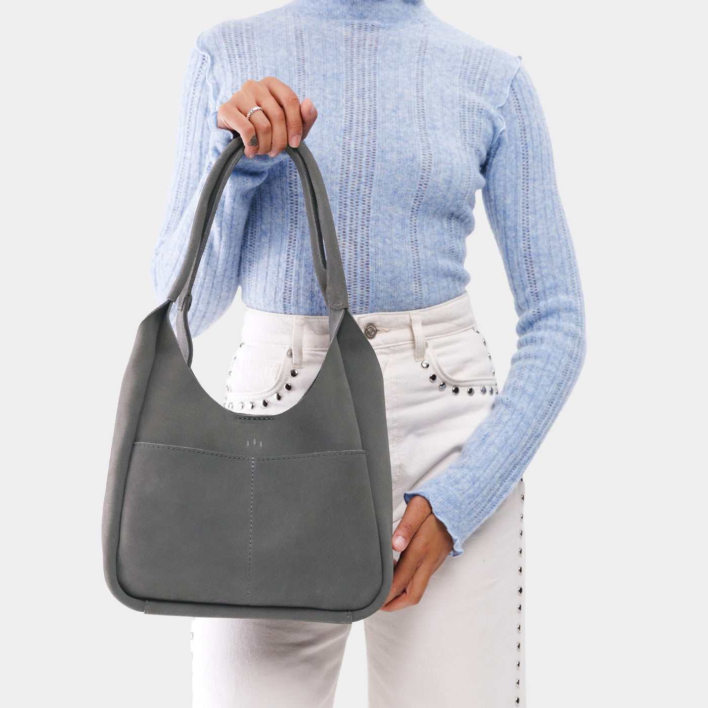 Smoke Grey*Large | U-shaped, flat-bottomed leather shoulder bag with two outside pockets
