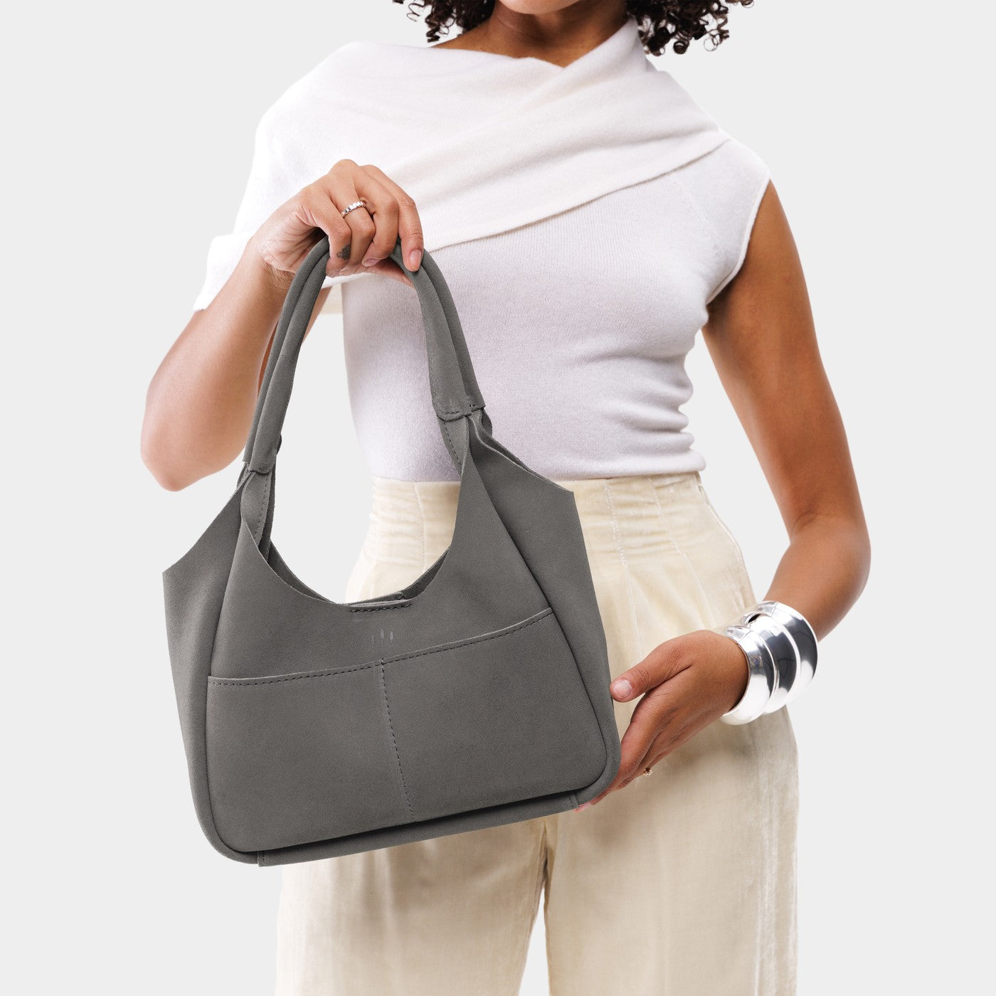 Smoke Grey*Medium | U-shaped, flat-bottomed leather shoulder bag with two outside pockets