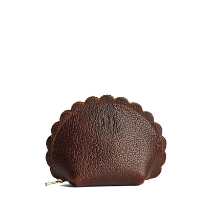 Coldbrew*Large | Curved leather pouch with zipper and scalloped edges