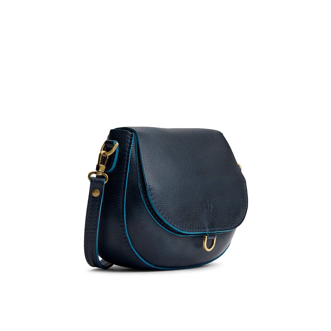 Boreal*Small | Petite leather Crossbody with a flap and magnetic closure
