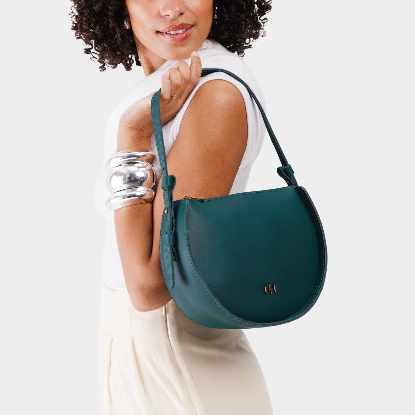 Harbor | Model wearing a rounded structured shoulder bag
