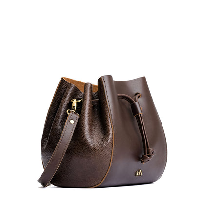 Grizzly | Bucket bag with cinched drawstring closure