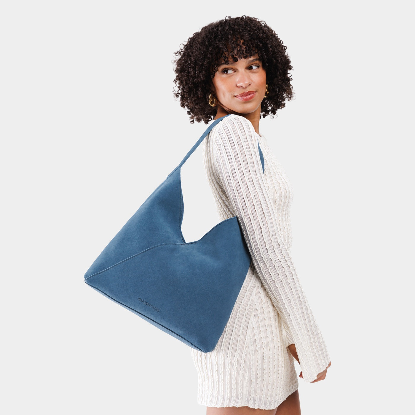 Mariner Blue*Oversized | Model wearing large shoulder bag with magnetic snap