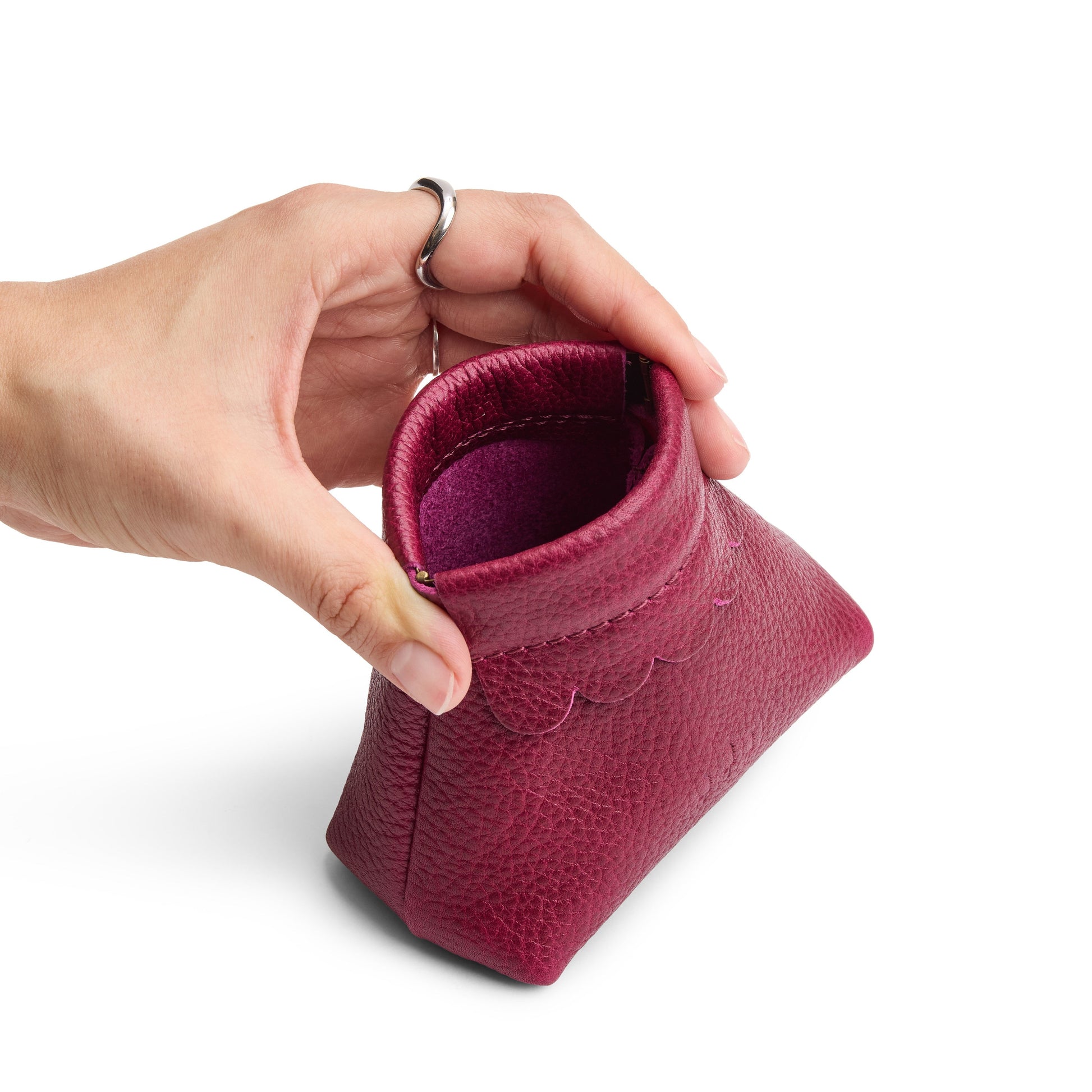 Orchid | Leather coin pouch with scalloped edge and three Portland leather tree emblems