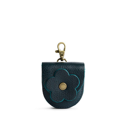 Boreal | U shaped pouch with leather flower applique