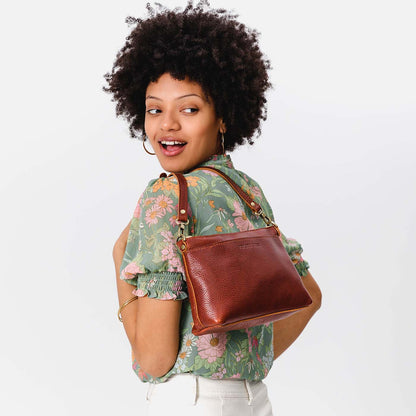 Nutmeg*Classic | Zip top petite crossbody bag with detachable strap
