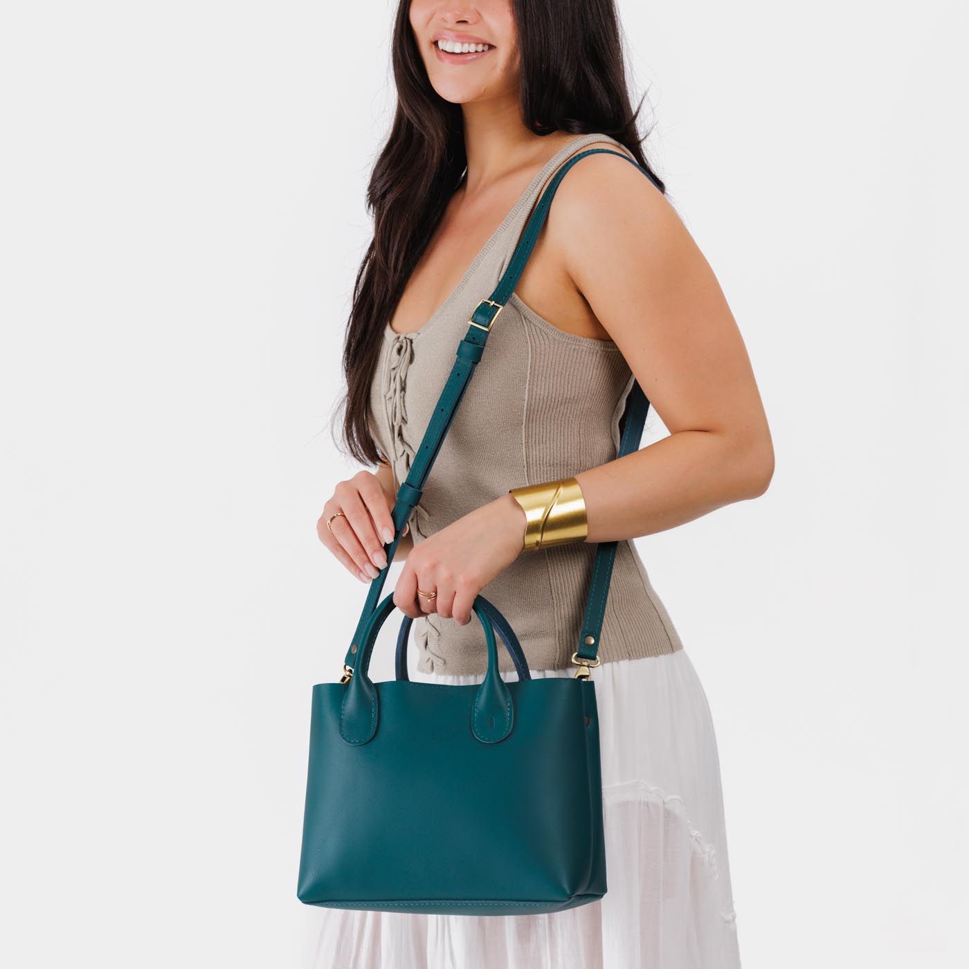 Harbor*Large*Classic | Mid-size tote purse with structured leather handles and crossbody strap