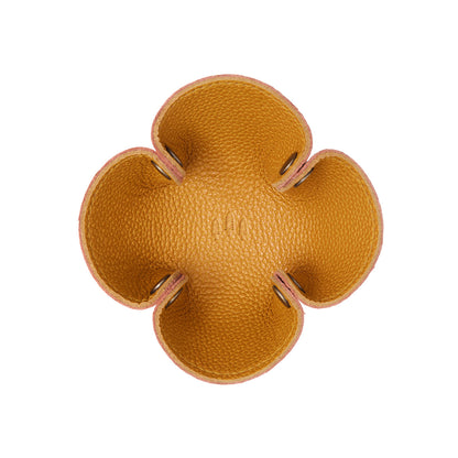 Sunshine | Clover leaf-shaped foldable leather tray with snap-button corners
