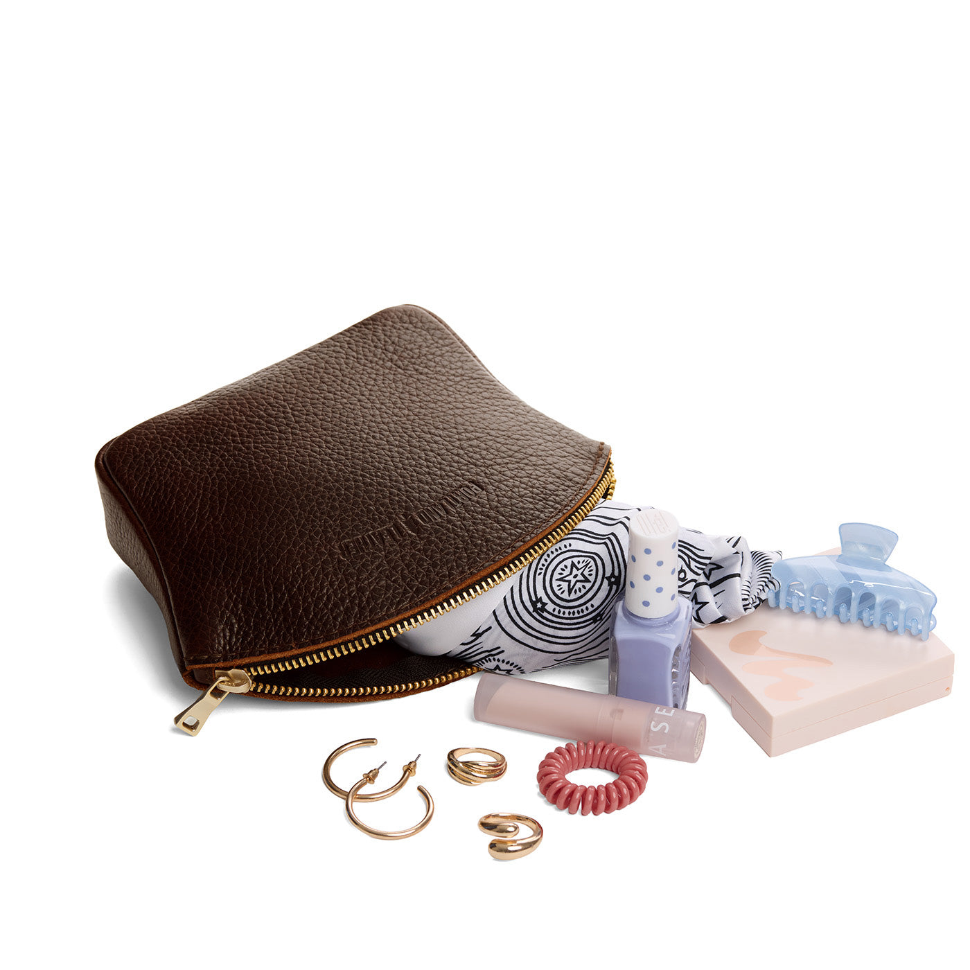 Coldbrew*Large | Seashell shaped leather makeup bag with curved top zipper and flat bottom