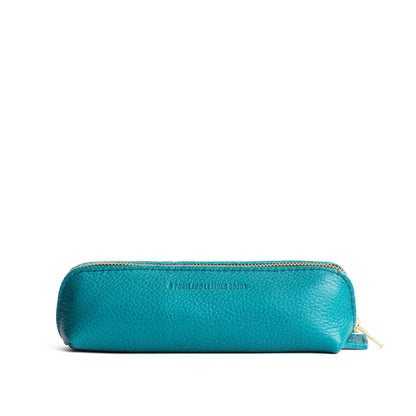 Baja | Leather pouch with curved seams and top zipper