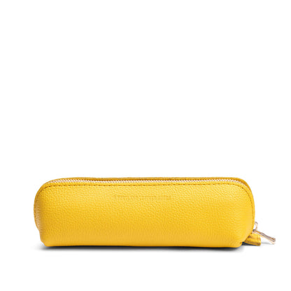 Canary | Leather pouch with curved seams and top zipper