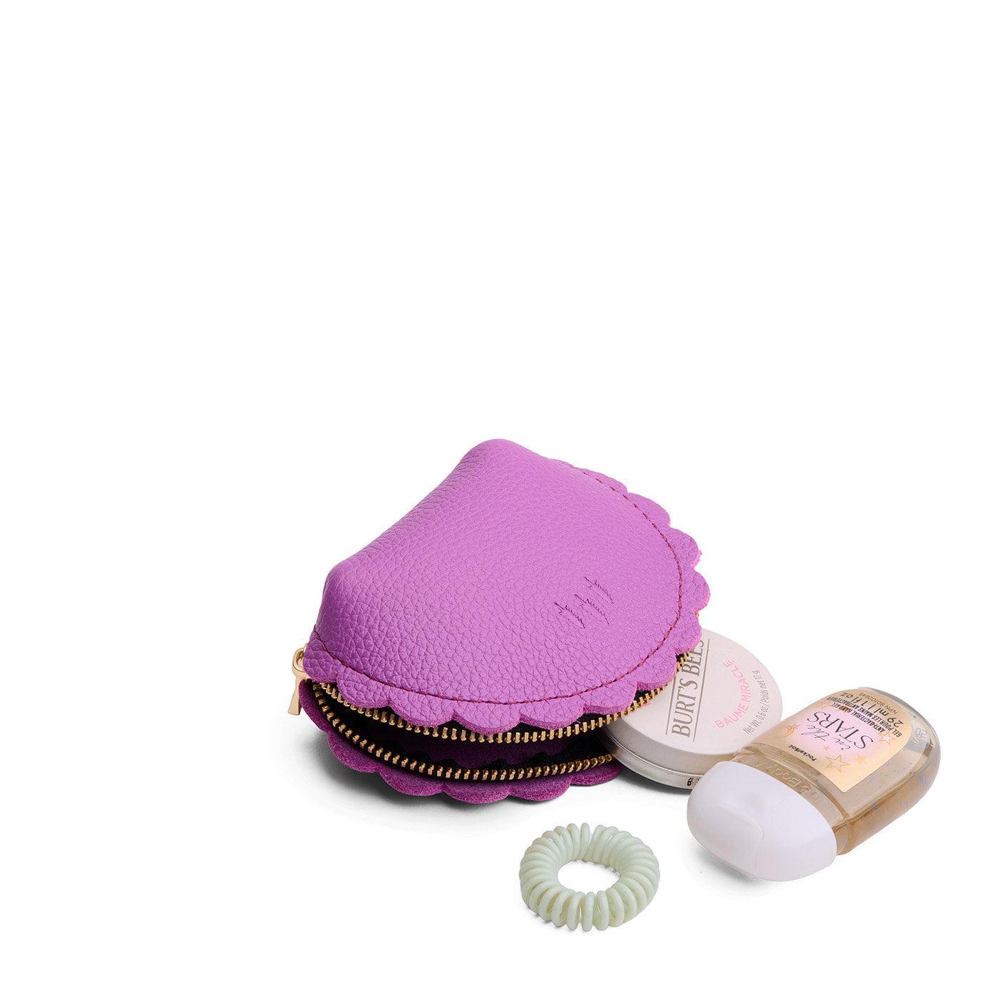 Cattleya*Small | Curved leather pouch with zipper and scalloped edges