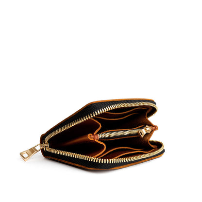 Honey | Small leather wallet with zipper open