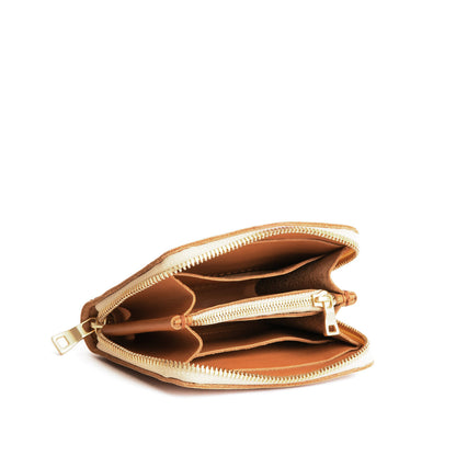 Biscuit | Small leather wallet with zipper open