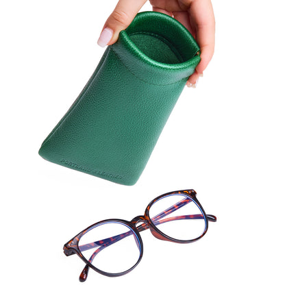 Bacalar | Leather glasses case with hidden metal spring closure
