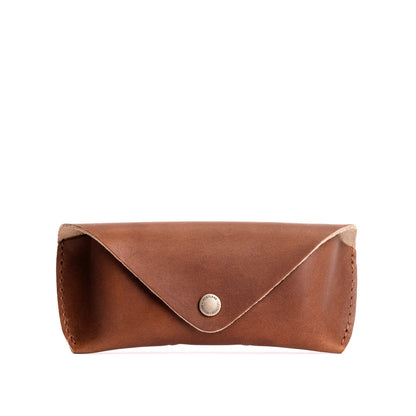 English Tan | Leather sunglasses case with snap closure