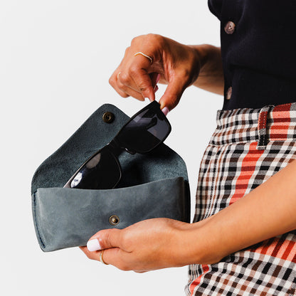 Storm | Leather sunglasses case with snap closure