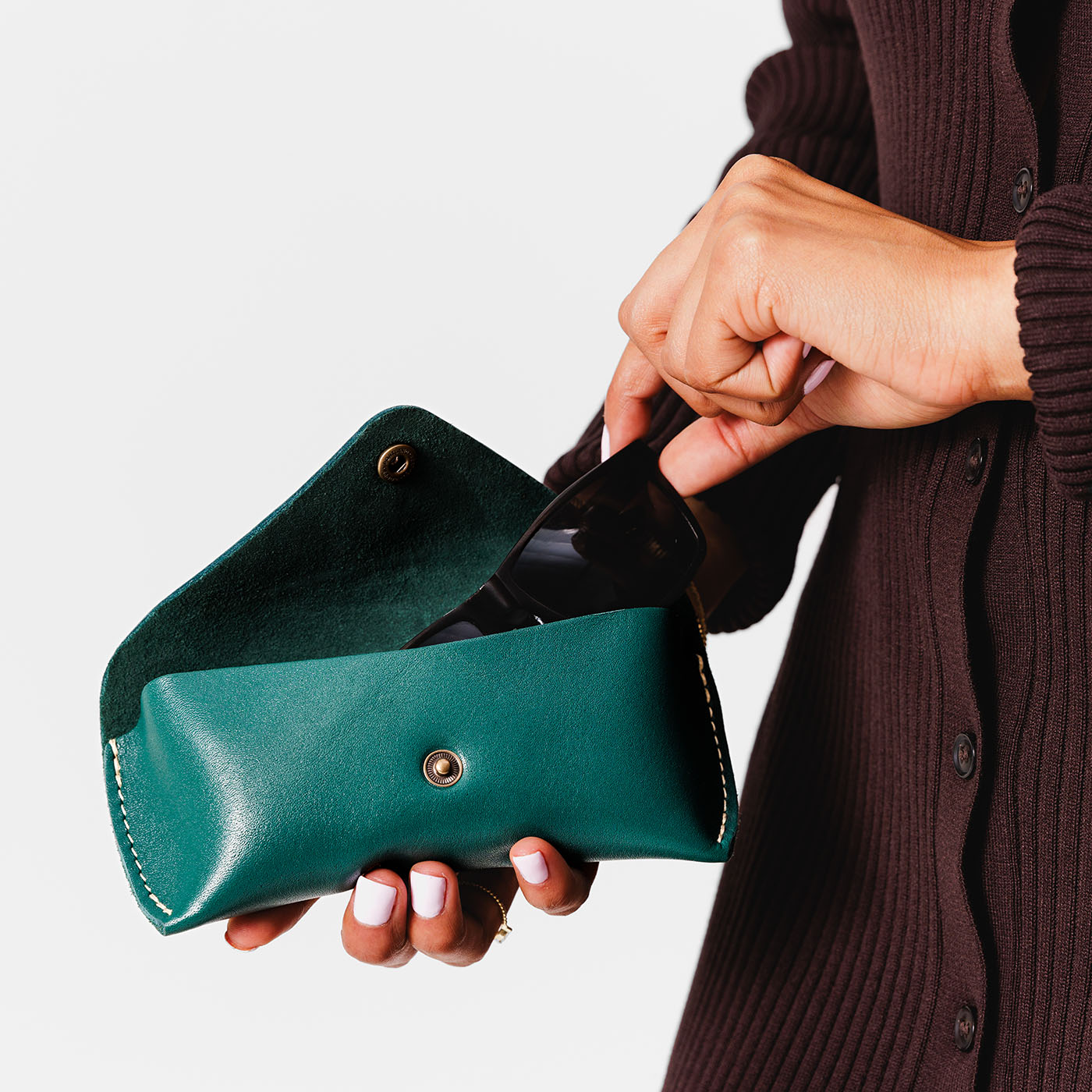 Peacock | Leather sunglasses case with snap closure