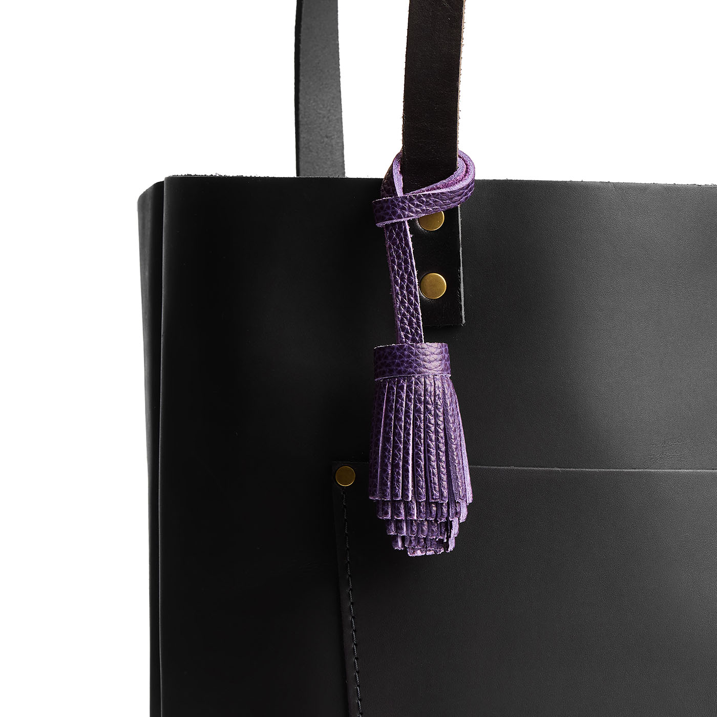 Empire | Pom-pom style with tiered leather fringe