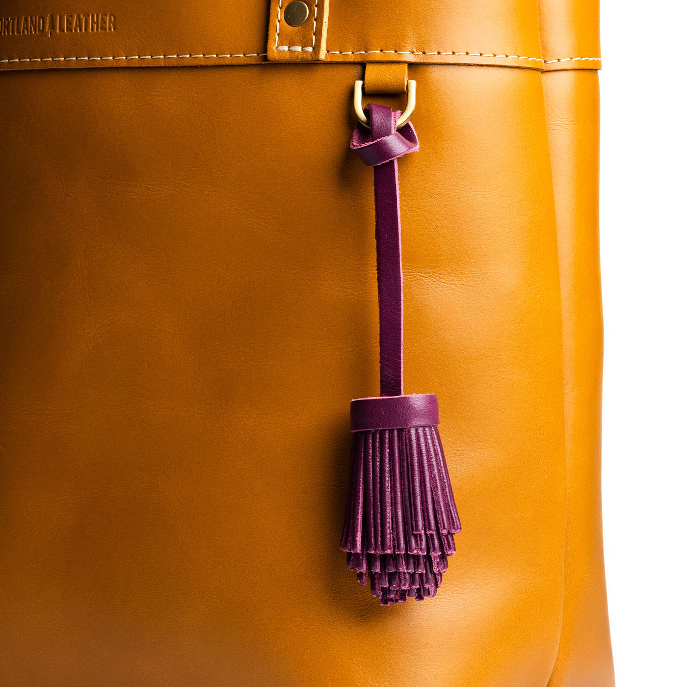 Lollipop | Pom-pom style with tiered leather fringe