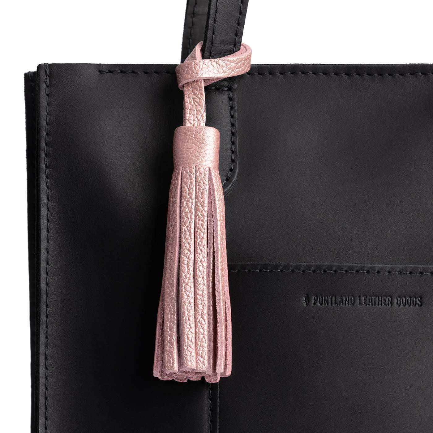 Supernova | Fringed leather tassel with leather loop
