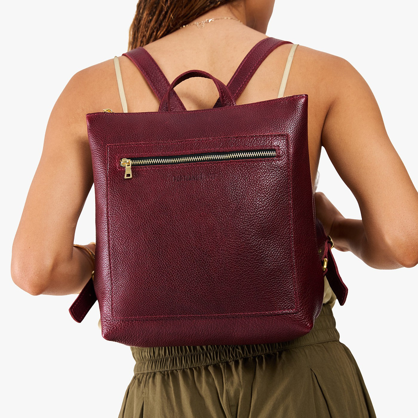 Cabernet*Large | Model wearing square slim leather tote backpack