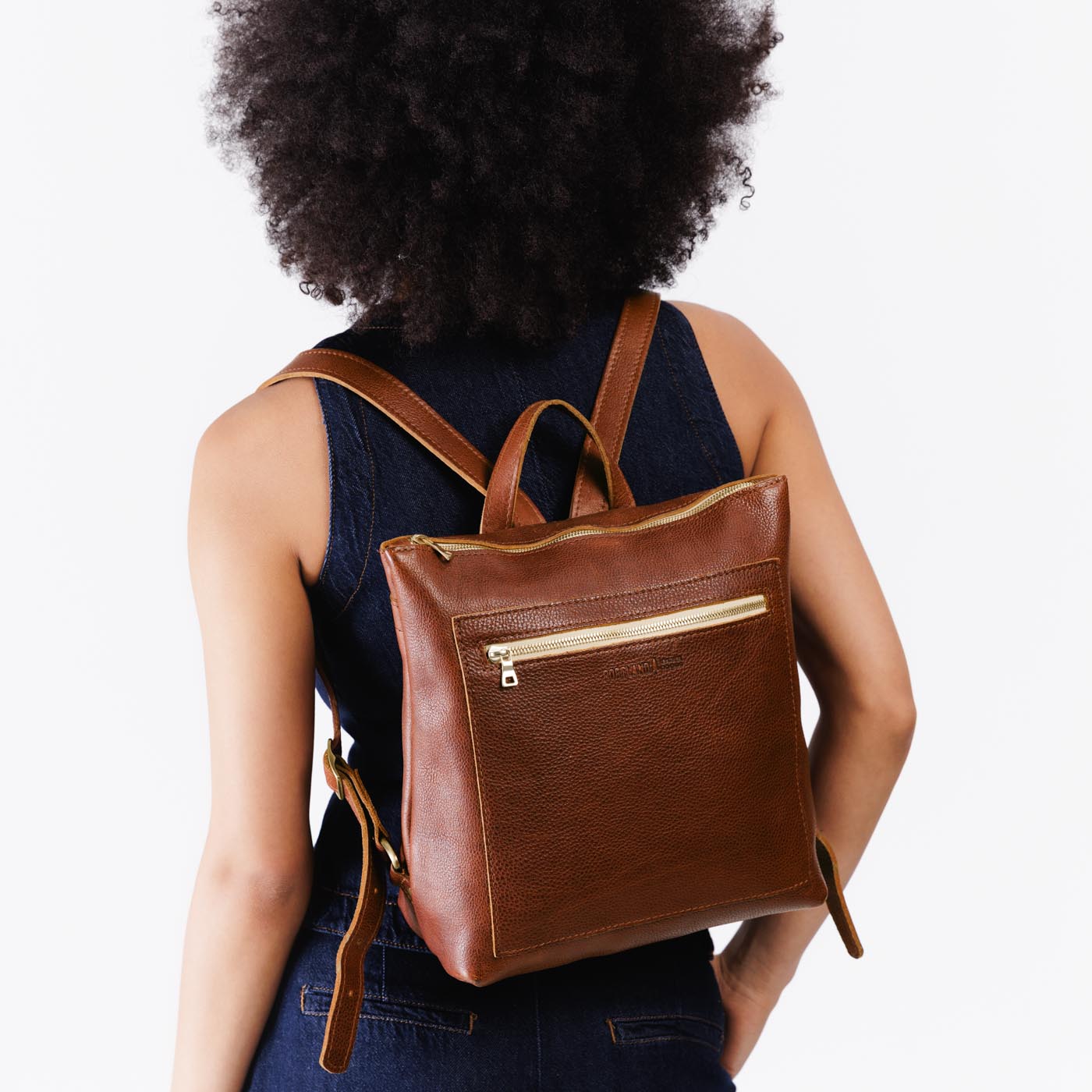 Nutmeg*Large | Model wearing square slim leather tote backpack