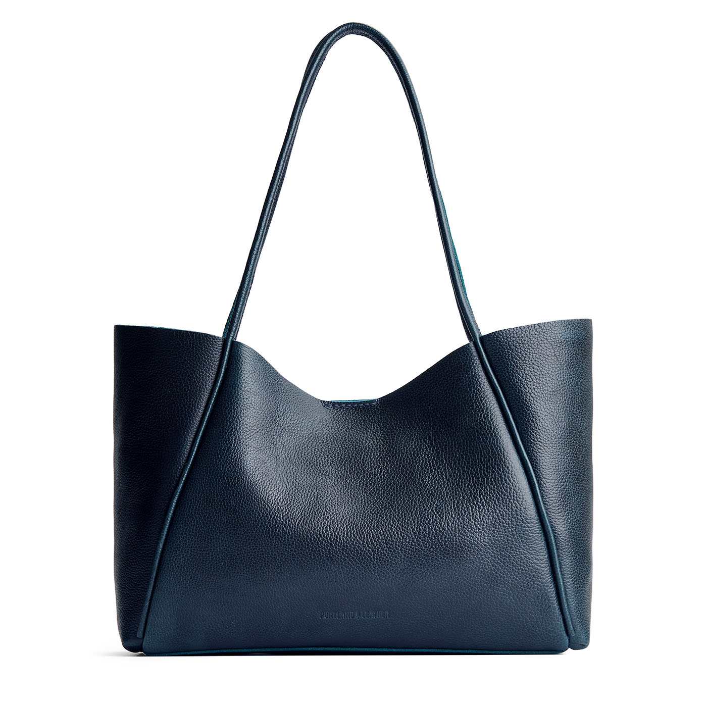 Boreal*Large | Large wide tote with leather straps and snap closure